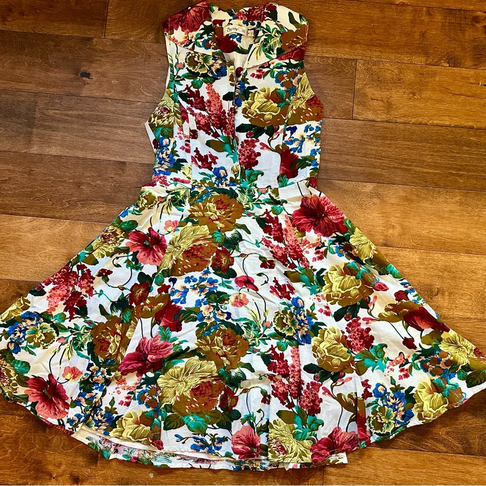 Floral Sleeveless Women’s Dress